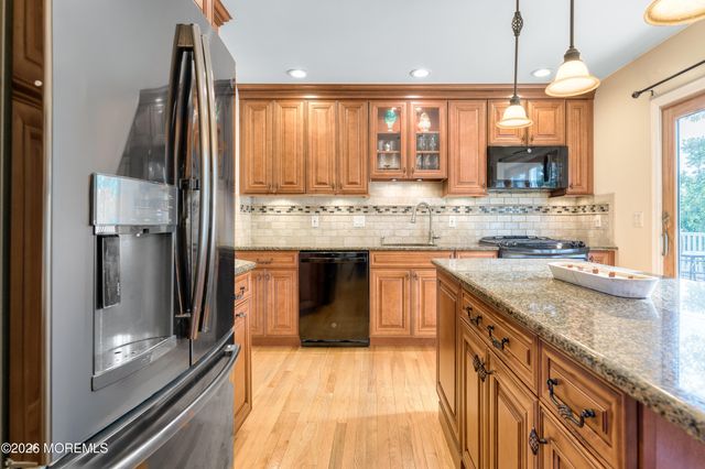 545 River Terrace, Toms River, NJ 08755