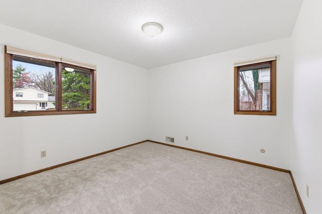 688 Birch Lane S, Shoreview, MN 55126