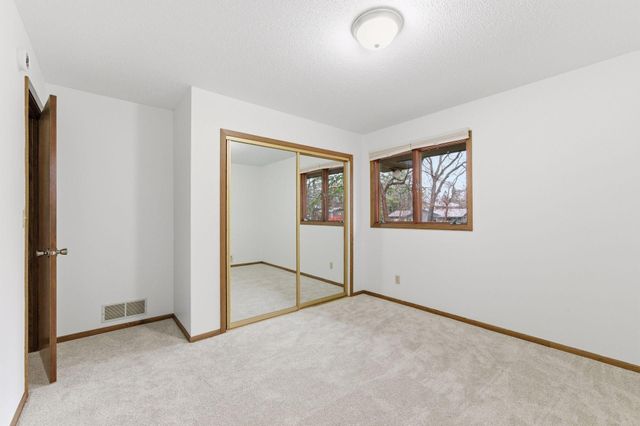 688 Birch Lane S, Shoreview, MN 55126