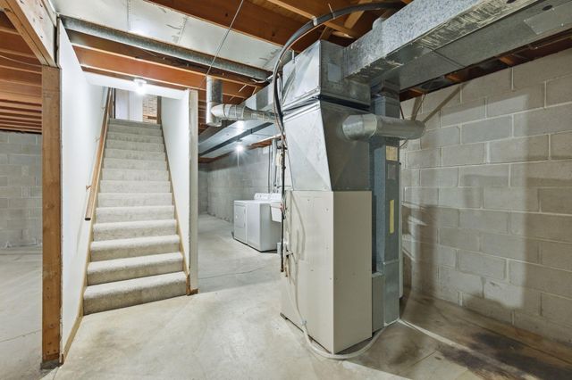 688 Birch Lane S, Shoreview, MN 55126