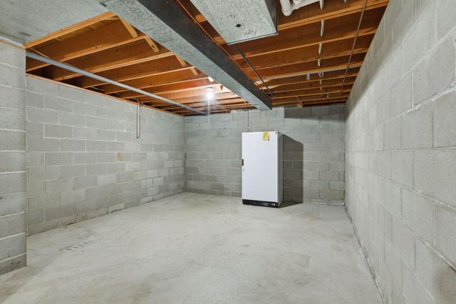 688 Birch Lane S, Shoreview, MN 55126