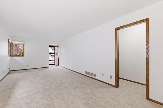 688 Birch Lane S, Shoreview, MN 55126