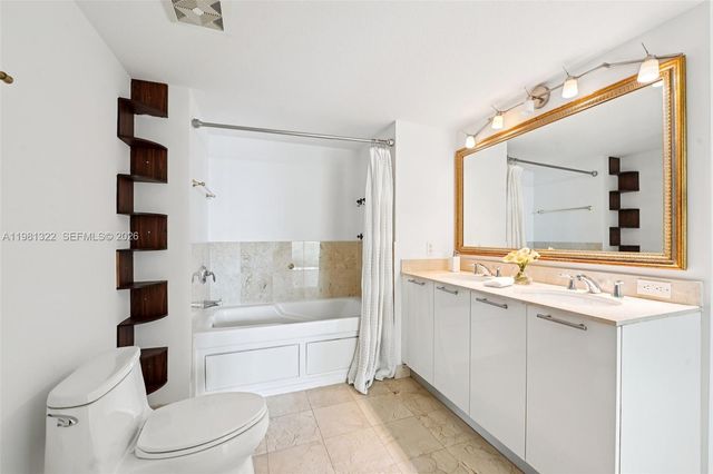 1800 N Bayshore Dr 2811, Miami, FL 33132