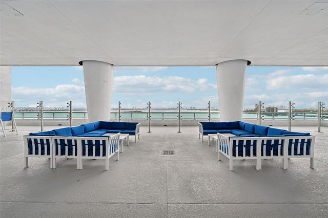 1800 N Bayshore Dr 2811, Miami, FL 33132