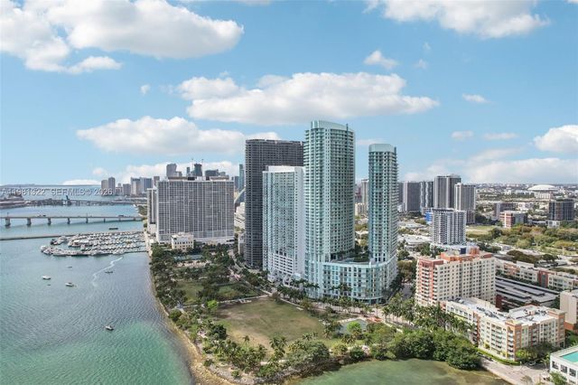 1800 N Bayshore Dr 2811, Miami, FL 33132
