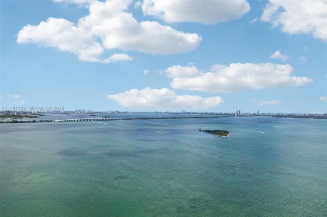 1800 N Bayshore Dr 2811, Miami, FL 33132