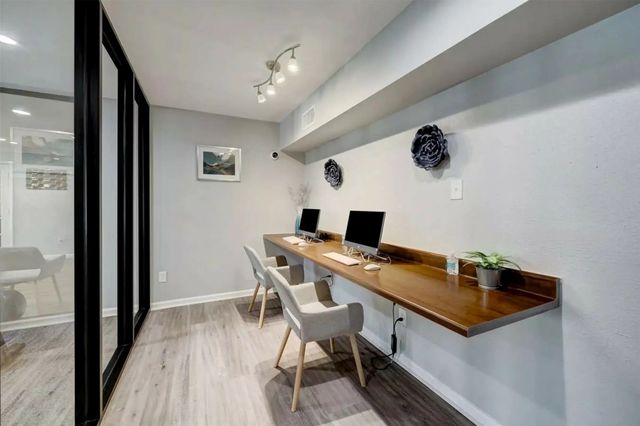 851 Threadneedle Street 303, Houston, TX 77079