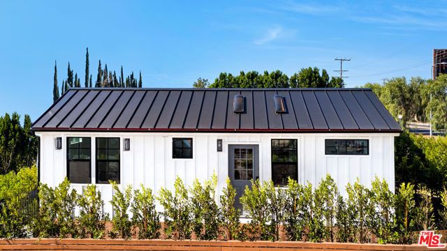 6763 Case Avenue, North Hollywood (los Angeles), CA 91606