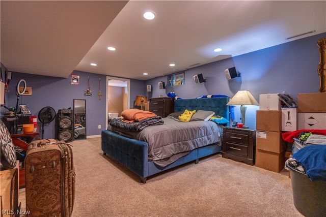 5201 12th Street NE, East Canton, OH 44730