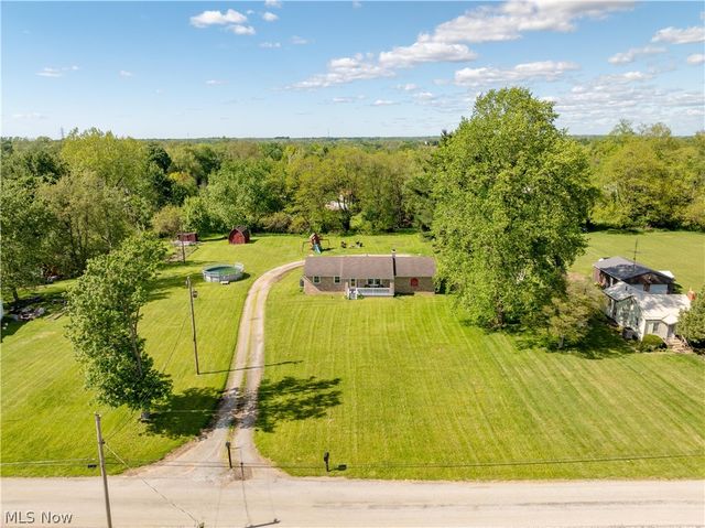 5201 12th Street NE, East Canton, OH 44730