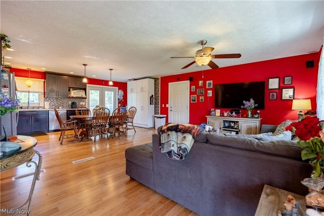 5201 12th Street NE, East Canton, OH 44730