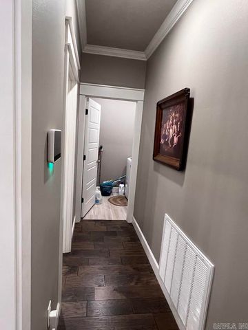 1817 Janie Francis Lane, Russellville, AR 72801