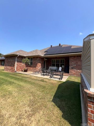 1817 Janie Francis Lane, Russellville, AR 72801