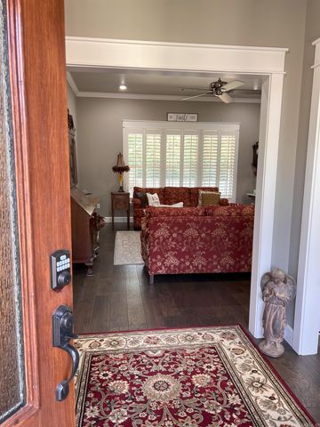 1817 Janie Francis Lane, Russellville, AR 72801