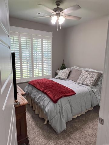 1817 Janie Francis Lane, Russellville, AR 72801