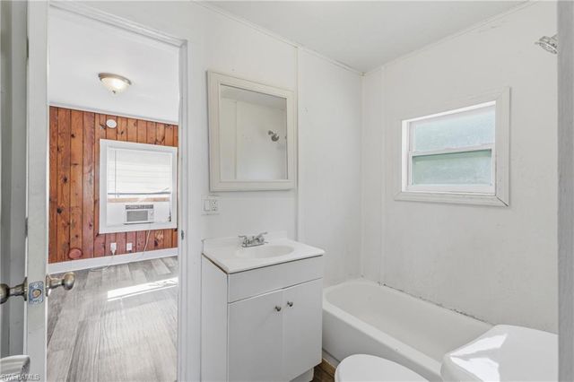 3318 Thomas ST, Fort Myers, FL 33916