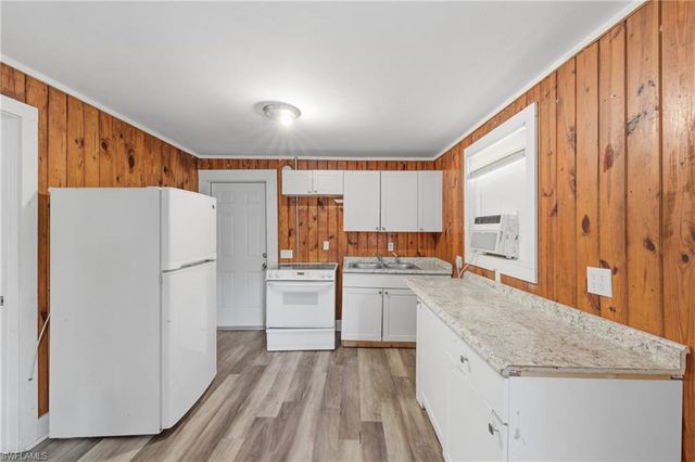 3318 Thomas ST, Fort Myers, FL 33916