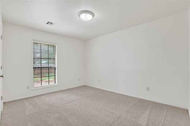 2038 Tall Grass Circle, Edmond, OK 73012