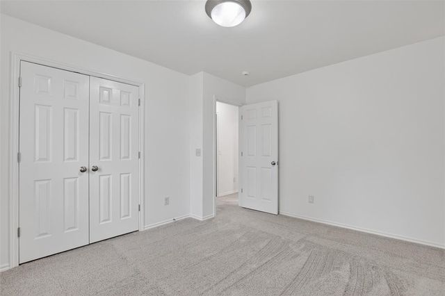 2038 Tall Grass Circle, Edmond, OK 73012