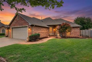 2038 Tall Grass Circle, Edmond, OK 73012