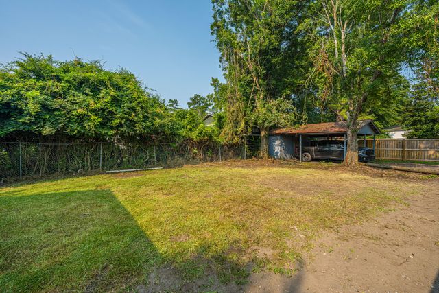 2155 Poinsettia Avenue, Summerville, SC 29486
