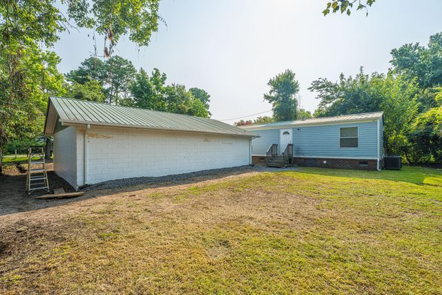 2155 Poinsettia Avenue, Summerville, SC 29486