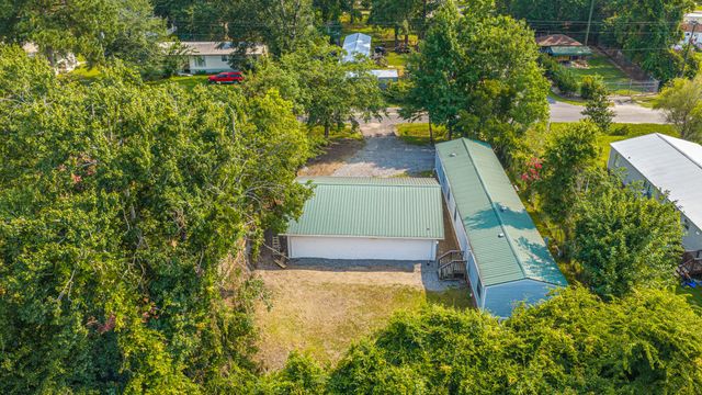 2155 Poinsettia Avenue, Summerville, SC 29486