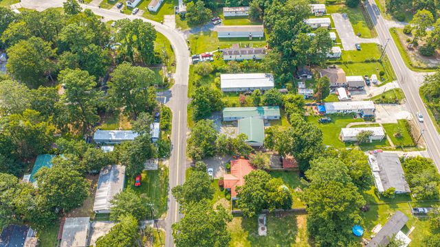 2155 Poinsettia Avenue, Summerville, SC 29486