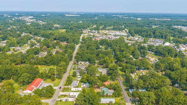 2155 Poinsettia Avenue, Summerville, SC 29486