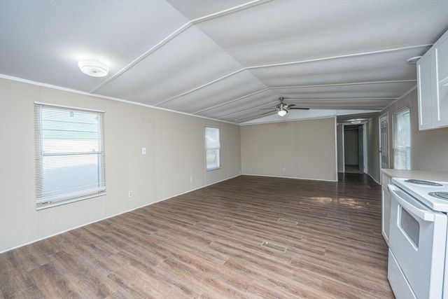 2155 Poinsettia Avenue, Summerville, SC 29486