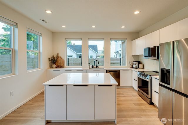 750 Washington Street, Woodland, WA 98674