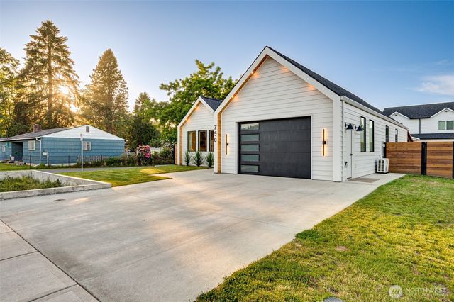 750 Washington Street, Woodland, WA 98674