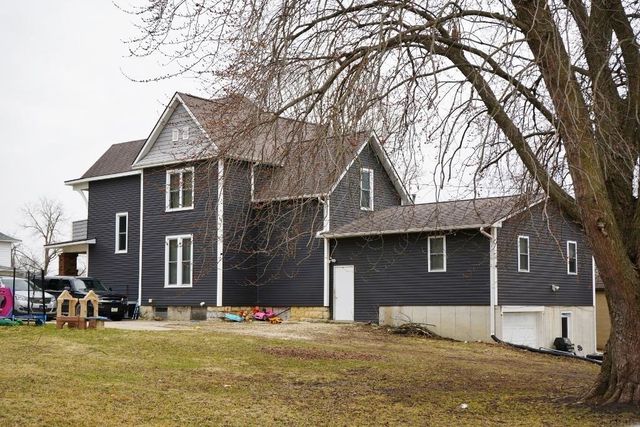 512 1st AVE NE, Oelwein, IA 50662