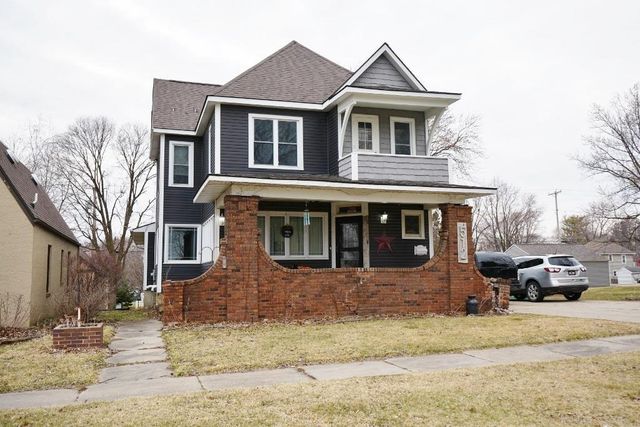 512 1st AVE NE, Oelwein, IA 50662