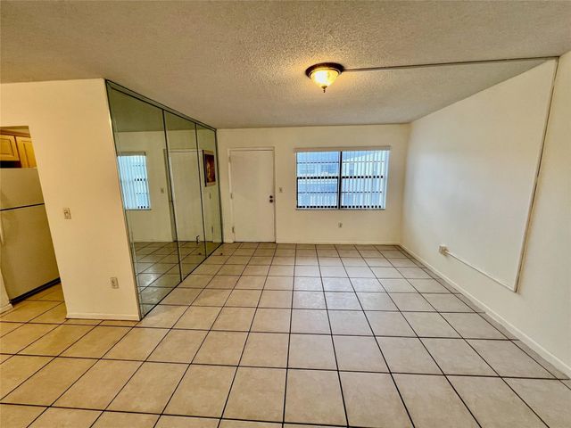 13500 NE 3rd Court 412, North Miami, FL 33161