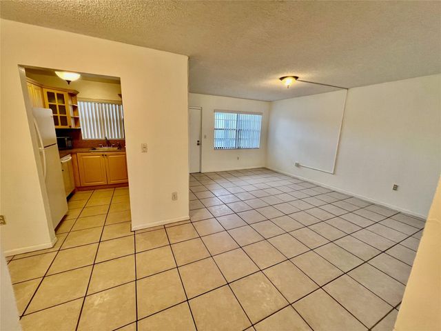13500 NE 3rd Court 412, North Miami, FL 33161