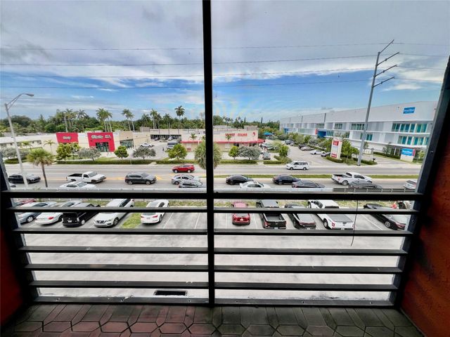 13500 NE 3rd Court 412, North Miami, FL 33161