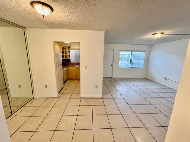13500 NE 3rd Court 412, North Miami, FL 33161