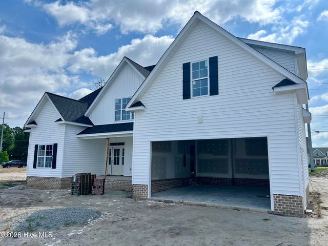 3024 Camille Drive, Winterville, NC 28590