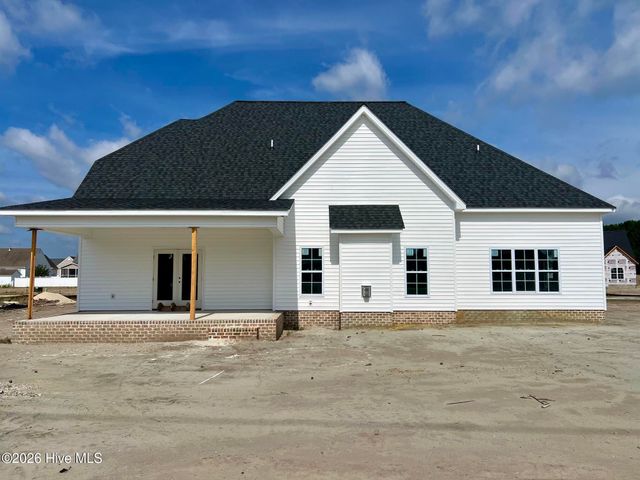 3024 Camille Drive, Winterville, NC 28590