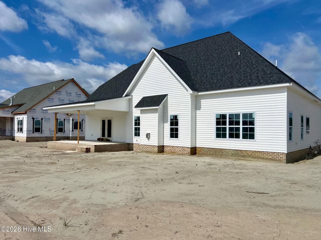 3024 Camille Drive, Winterville, NC 28590