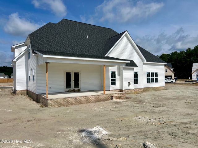 3024 Camille Drive, Winterville, NC 28590