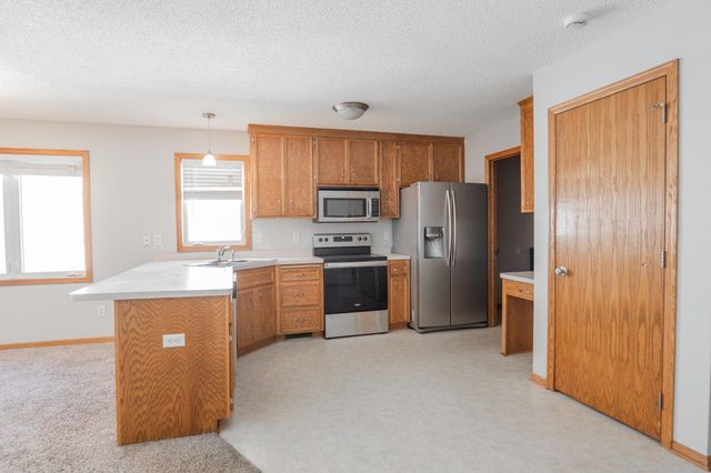 15174 Cates Lake Drive, Prior Lake, MN 55372