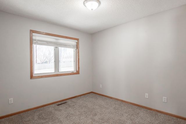 15174 Cates Lake Drive, Prior Lake, MN 55372