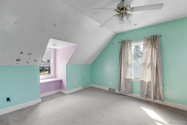 29436 Walnut Street, Flat Rock, MI 48134