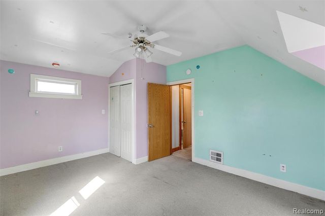 29436 Walnut Street, Flat Rock, MI 48134