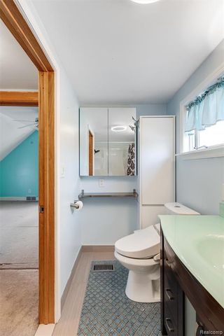 29436 Walnut Street, Flat Rock, MI 48134