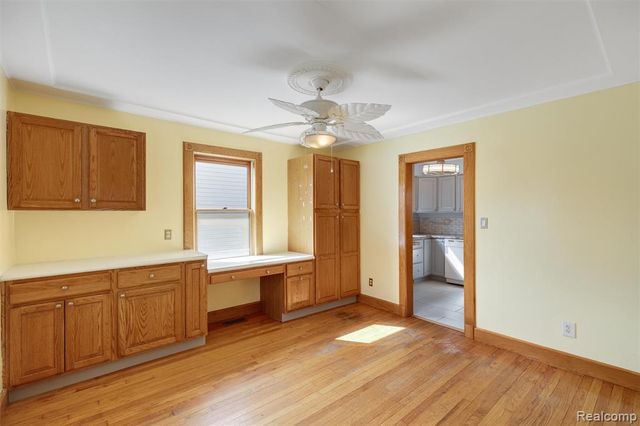 29436 Walnut Street, Flat Rock, MI 48134