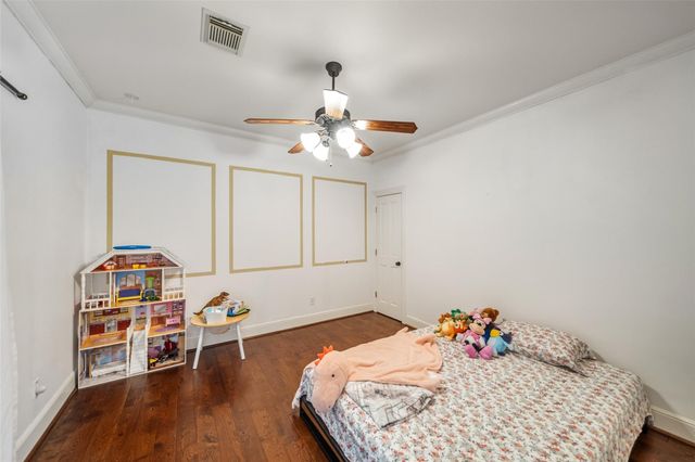 1302 Antoine Drive A, Houston, TX 77055