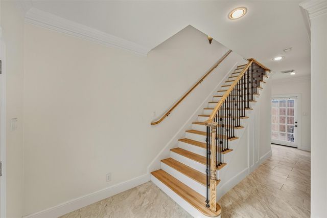 1302 Antoine Drive A, Houston, TX 77055